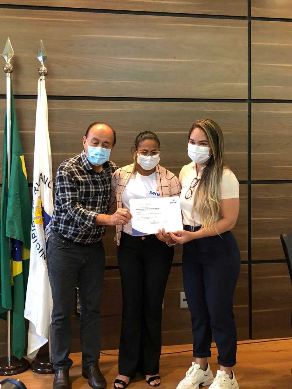 “São cursos importantes principalmente para quem deseja entrar no mercado de trabalho ou ser um pequeno empreendedor e muitas vezes não tem a técnica para isso,