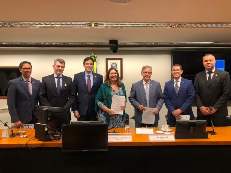 CNC participa de reunião na Câmara que discute a reforma tributária