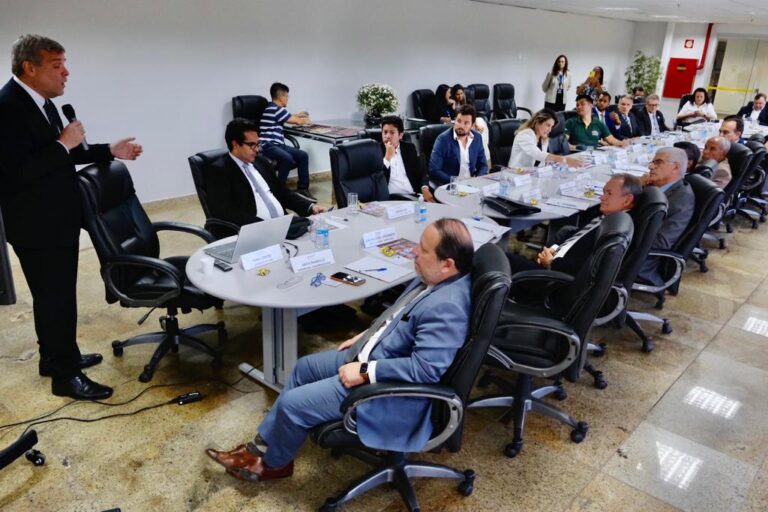 Reforma tributária é tema da reunião inaugural da Câmara de Tributação e Finanças Públicas da Fecomércio-DF