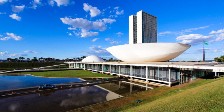 Deputados apontam prioridades para votações em 2025