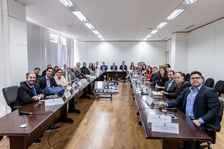 Selo Verde Brasil reúne integrantes de seus comitês e define cronograma