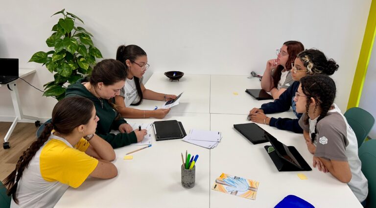 Oficina de Sustentabilidade e Inovação mobiliza estudantes no Polo Educacional Sesc-RJ