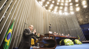 Nova edição da revista Senac Brasil registra os 80 anos da CNC