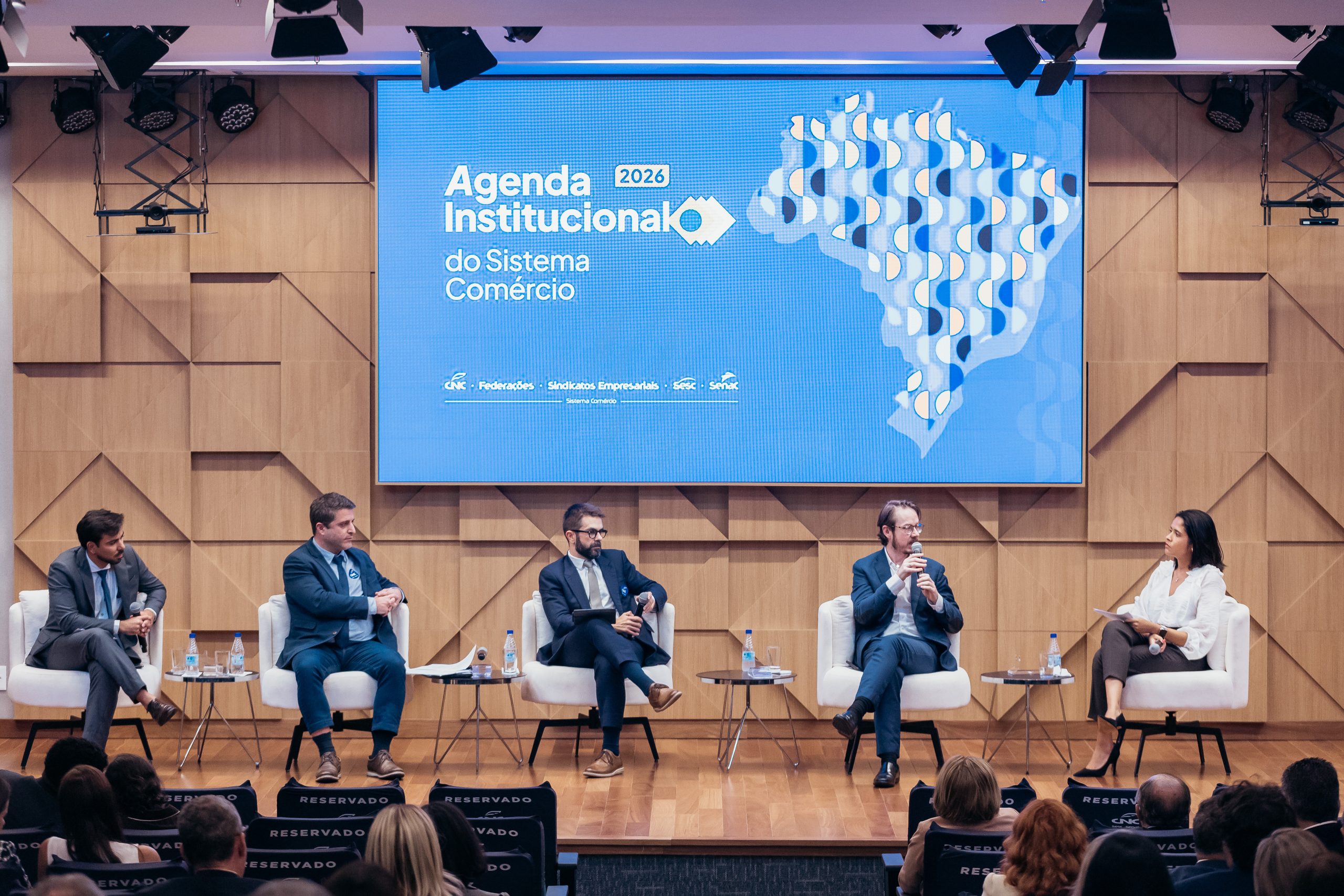 CNC reúne gigantes do ambiente digital e legisladores para debater regulação tecnológica