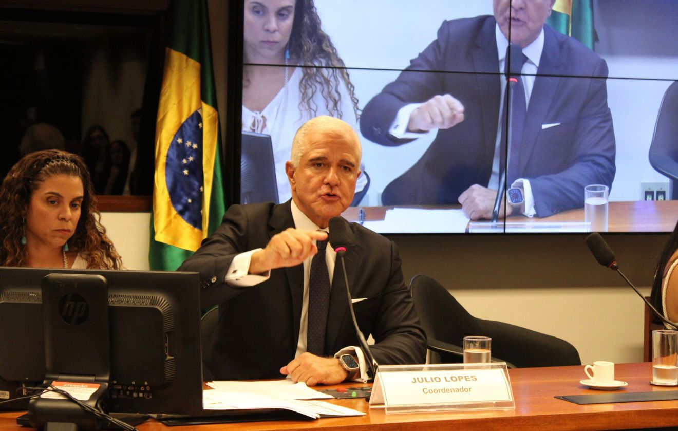 CNC acompanha instalação de comissão e reunião da Frente Parlamentar pelo Brasil Competitivo