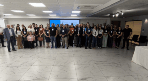 Fecomércio-GO e Sindióptica promovem workshop sobre saúde da visão no comércio óptico