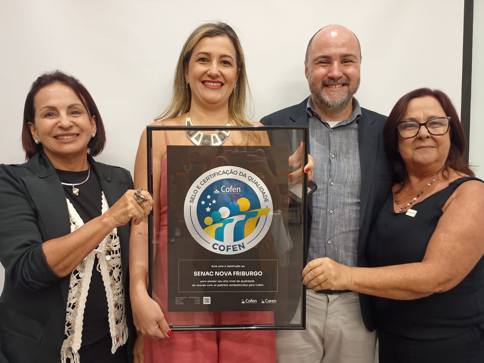 Senac-RJ recebe Selo de Qualidade Cofen em unidade da Região Serrana e reforça excelência no ensino