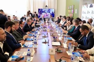 CNC prestigia posse da nova Diretoria Executiva da Frente Parlamentar do Ambiente de Negócios