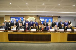 CBS debate reforma tributária, mudanças trabalhistas e desafios para o setor de serviços