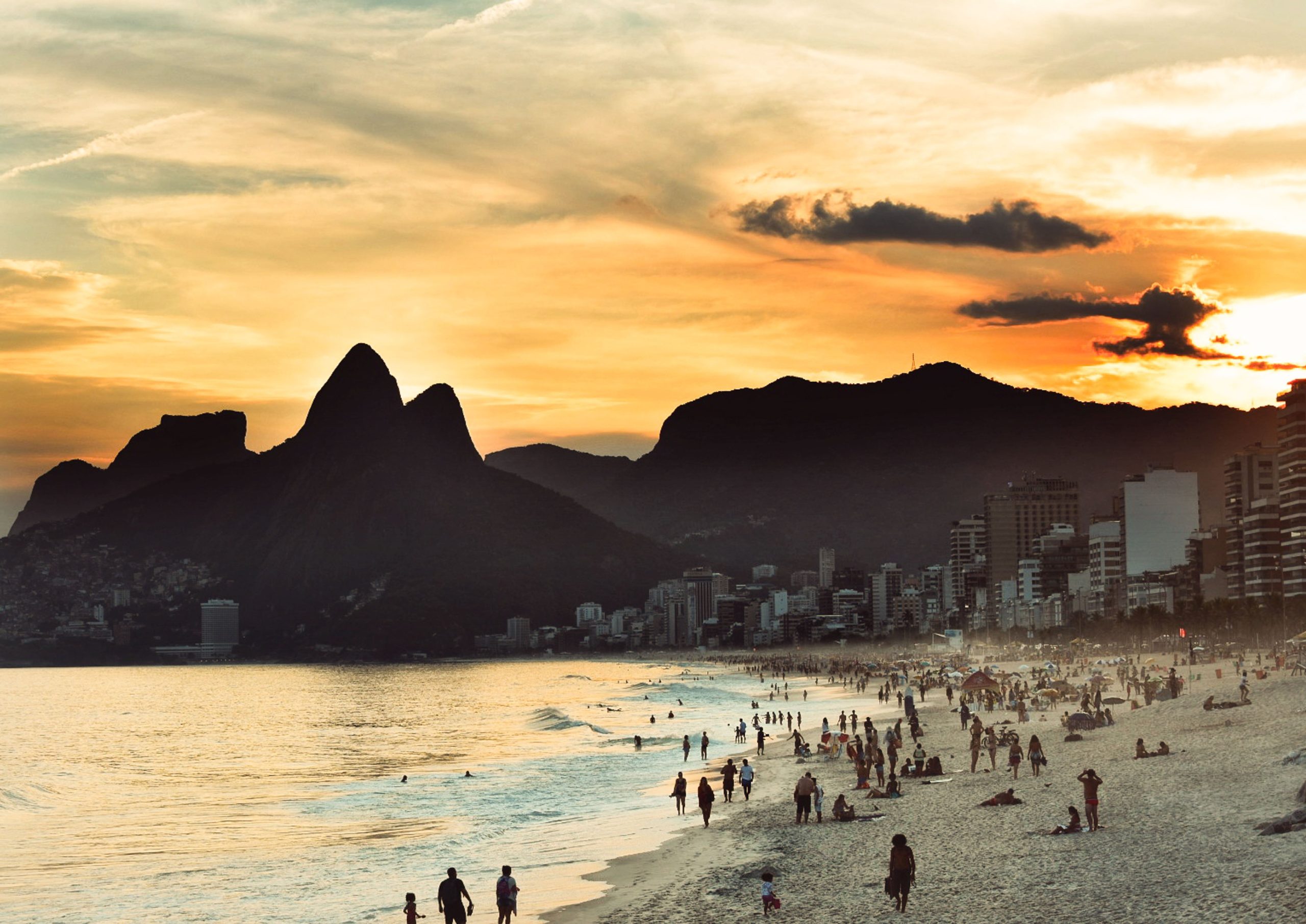 Gasto de turistas internacionais no Brasil cresce 12% no primeiro semestre