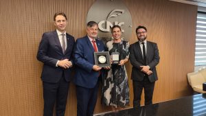 CNC recebe representante do comércio português para discutir intercâmbio empresarial