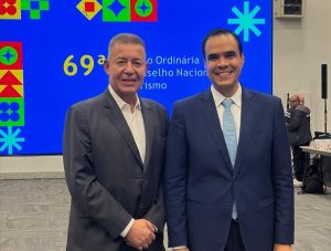 Sampaio defende equilíbrio regulatório para fortalecer a hotelaria nacional em reunião do CNT