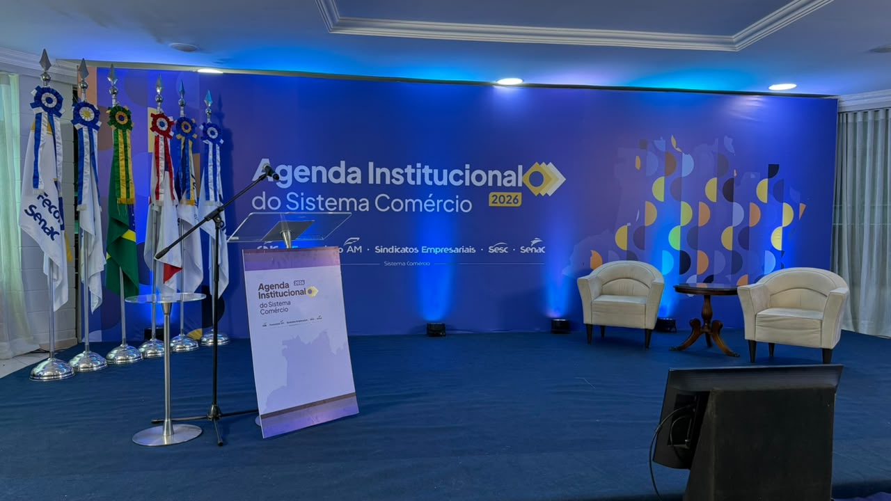 Candidatos ao Senado e ao Governo do Amazonas recebem Agenda Institucional do Sistema Comércio