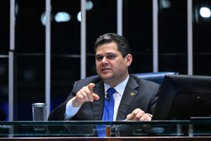 Davi prevê primeira votação da PEC do fim da escala 6×1 na semana que vem