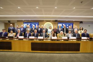 CBFarma debate reforma tributária, modernização do Farmácia Popular e agenda regulatória do setor farmacêutico