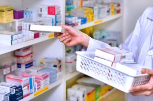 CNC reforça preocupação com impactos do piso nacional dos farmacêuticos aprovado na CFT