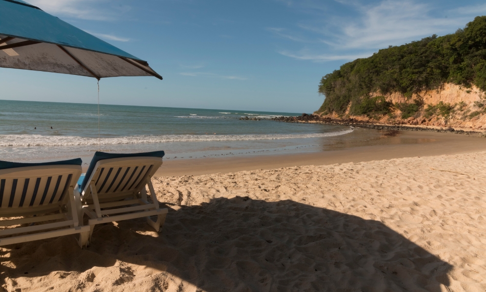 Turismo brasileiro bate recordes e deve injetar US$ 168 bilhões na economia em 2025