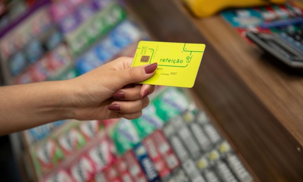 FBHA celebra medidas do governo que limitam taxas de tíquetes e ampliam benefícios para bares e restaurantes