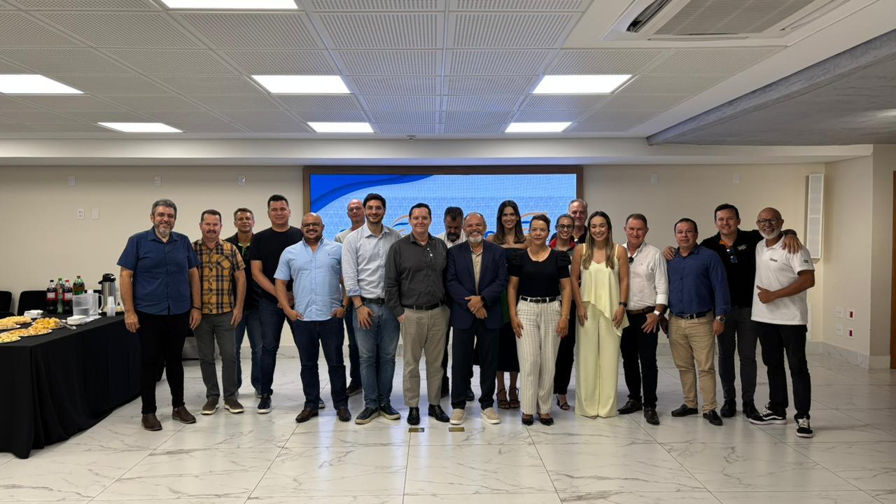 Cetur e Sirceg discutem planejamento estratégico para o Moto GP 2026 em Goiás, visando impactos positivos para o turismo.